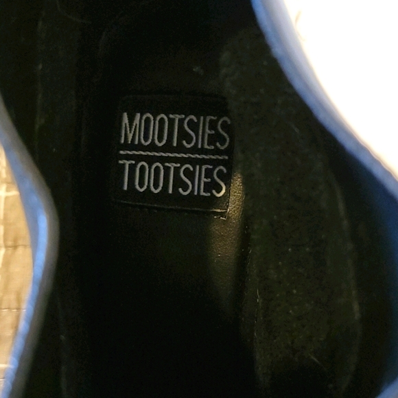 Mootsies Tootsies Black Leather Ankle Booties - Picture 4 of 6